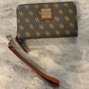 Dooney & Bourke Wristlet